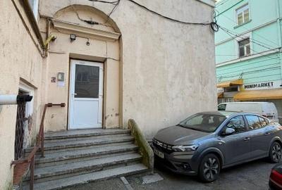 Apartament cu 3 camere decomandat în Central - 13