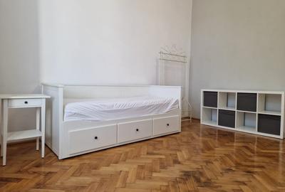 Garsonieră, mobilată în Complex Studențesc - 2