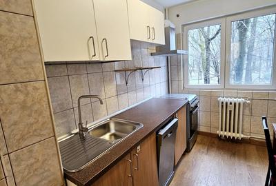 Apartament cu 2 camere decomandat în 1 Mai - 7