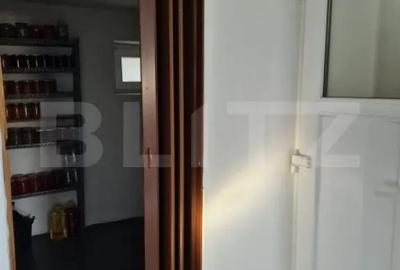 Casă cu 4 camere cu Teren 1200 Mp în Livezeni - 9