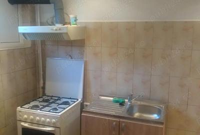 Mobilat piata Darmanesti - 8