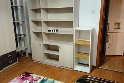 Apartament cu 2 camere decomandat în Lipovei