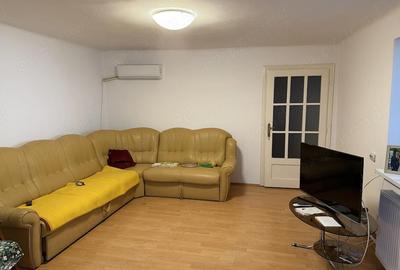 Casă cu 5 camere cu Teren 430 Mp în Socol - 5