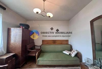 Apartament cu 2 camere semidecomandat, mobilat în Central
