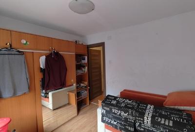Vand Apartament 2 Camere Decomandat Piata Delfinului Pantelimon Pret Negociabil - 8