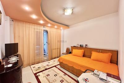 Apartament cu 2 camere decomandat, mobilat în P-ța Sfânta Vineri - 10