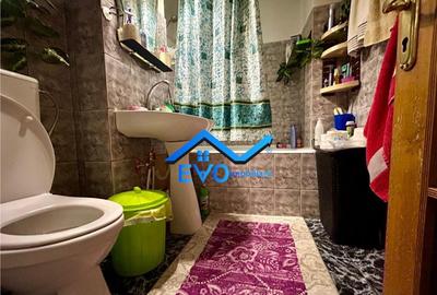 Apartament cu 3 camere decomandat în Alexandru cel Bun