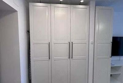 Garsonieră în Titan