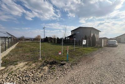 Teren de 600 mp, în Central