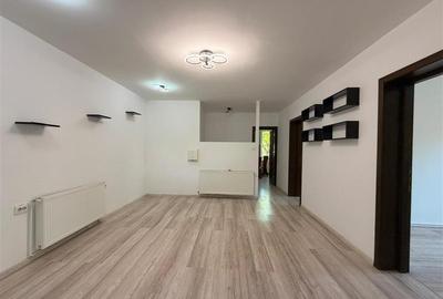 Spațiu comercial, de 95 mp, în Tractorul - 5