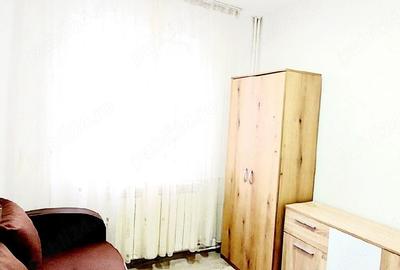 Garsonieră decomandată în Micro 14