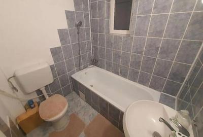 Apartament cu 2 Camere Decomandate Zona Zamca - 7