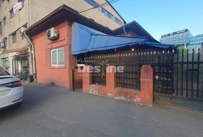 Casă cu 4 camere cu Canalizare în Cotroceni