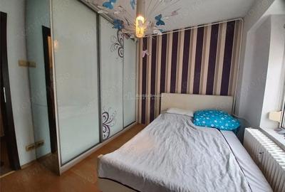 Apartament cu 3 camere decomandat în Calea Călărașilor - 5