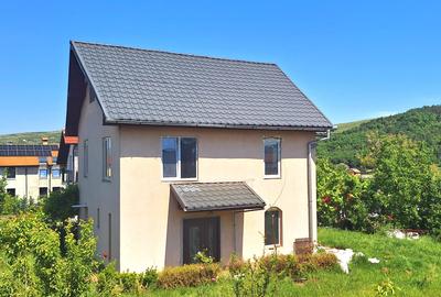 Casa recent renovata in Campenesti - 1