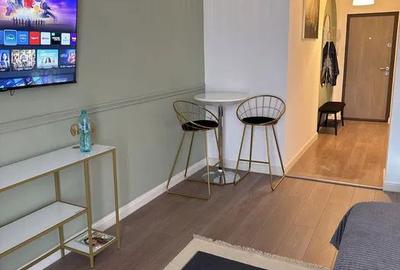 Garsonieră decomandată în Universitate - 2