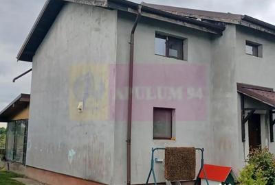 Casă cu 4 camere cu Teren 500 Mp în Săbăreni - 8