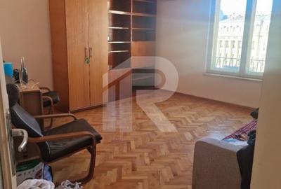 Apartament cu 2 camere decomandat în P-ța Romană