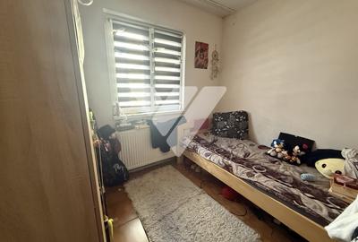 Apartament cu 2 camere semidecomandat, mobilat în Vasile Aaron - 3
