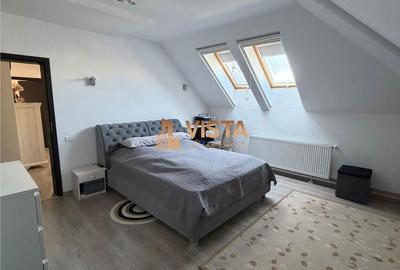 Apartament cu 4 camere, mobilat în Tractorul - 18