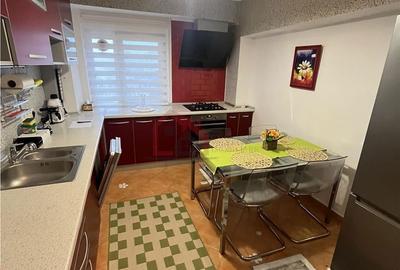 Apartament cu 4 camere decomandat, mobilat în Tei - 1
