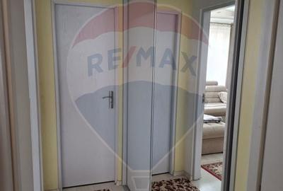 Apartament cu 3 camere decomandat, mobilat în Central - 8