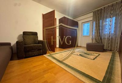 Apartament cu 4 camere semidecomandat, mobilat în Ștefan cel Mare