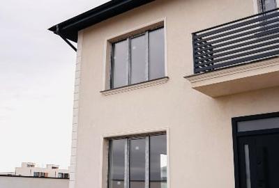 OFERTA - 2 Case Noi Finalizate in Tunari - 5 camere, 2 niveluri, Curte - 3