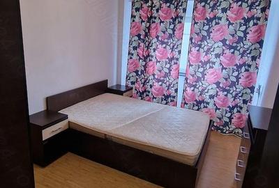 Apartament cu 3 camere decomandat în Tineretului - 1