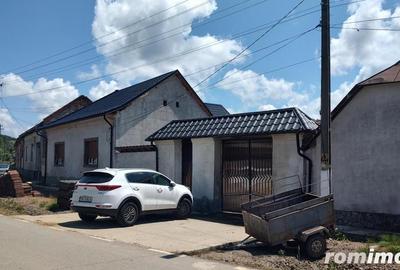 Casă cu Teren 1759 Mp în Fârdea - 1