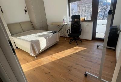 Apartament cu 3 camere decomandat, mobilat în Capitale - 11
