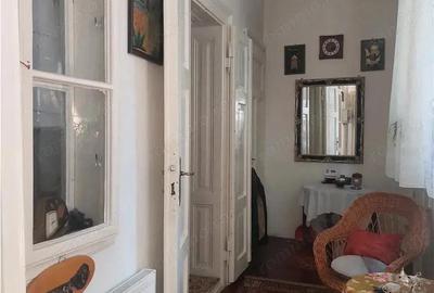 Casă cu 3 camere cu Canalizare în Boul Roșu - 2