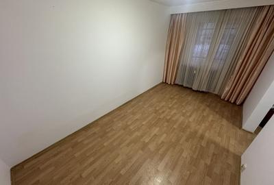 Apartament 2 camere zona Km 4 5 - 5