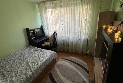Apartament cu 2 camere decomandat, mobilat în Rovine - 2