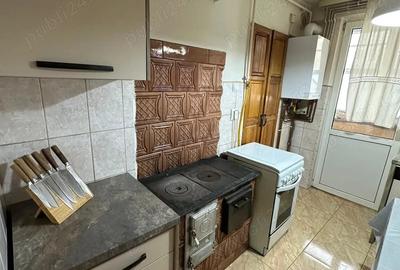 Apartament de vanzare 3 camere si 2 bai - 8