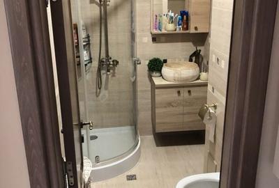 Apartament cu 3 camere semidecomandat în Micro 5 - 12