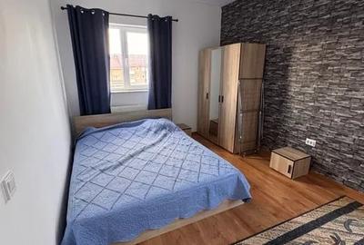Apartament cu 2 dormitoare, parcare, 2 balcoane, zona Porii