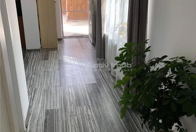 Casa individuala+Spatiu Comercial-Sos.Alexandriei-Teren 655 mp-Toate utilitatile - 1