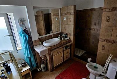 Casă cu 3 camere în Valea Adâncă - 8