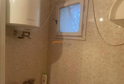 Apartament cu 3 camere decomandat în Central - 1
