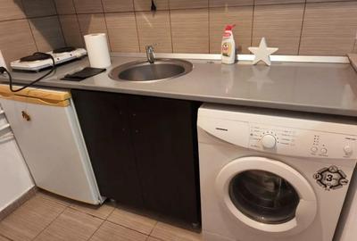 Inchiriez garsoniera strada Comuna din Paris - 2