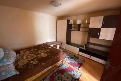 Inchiriez casa in pucioasa - 1