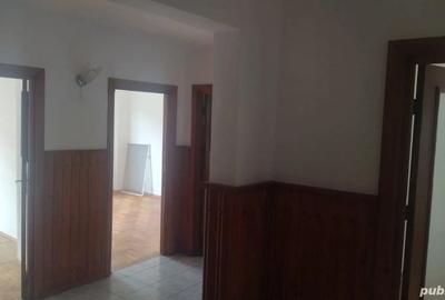 Vand apartament cu 3 camere - 1