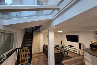 Apartament cu 3 camere semidecomandat în Schei - 4