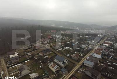 Teren de 3470 mp, în Ocnița - 9