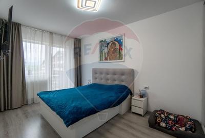Apartament cu 2 camere decomandat în Sânpetru - 2