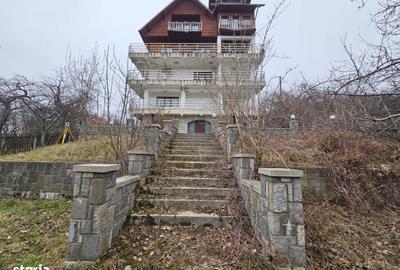 Casă cu 4 camere în Ghioșești - 12