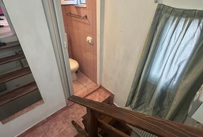 Casă cu 5 camere cu Canalizare în Central - 10