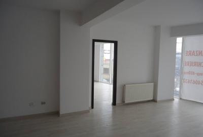 Apartament cu 3 camere decomandat în Central - 7