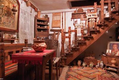 Casa istorica de vanzare in Scheii Brasovului - 2